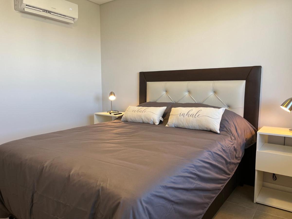 Appartamento Rent A Flat Cordova Esterno foto