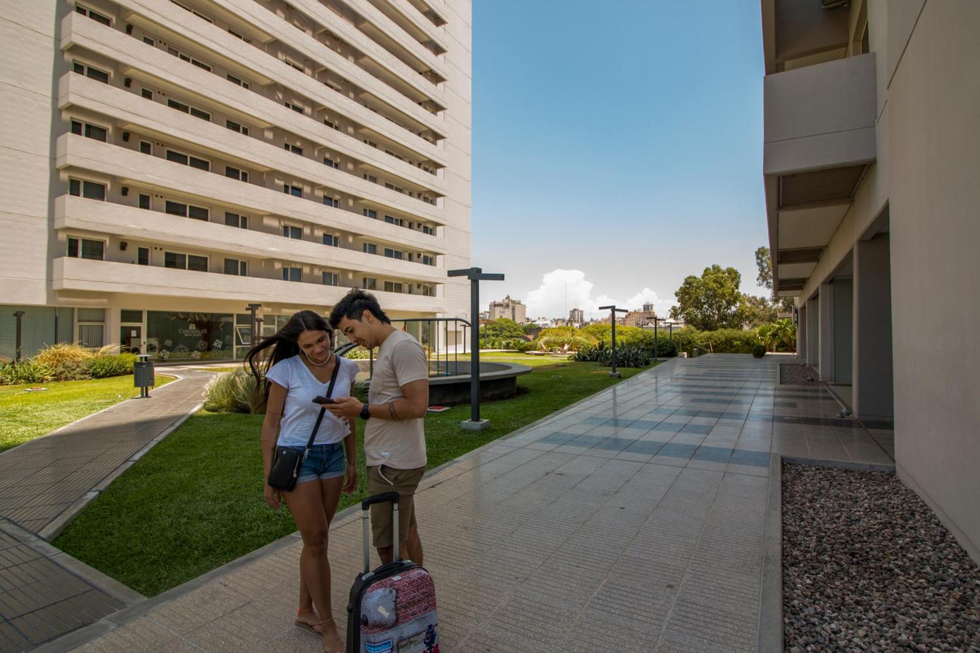 Appartamento Rent A Flat Cordova Esterno foto