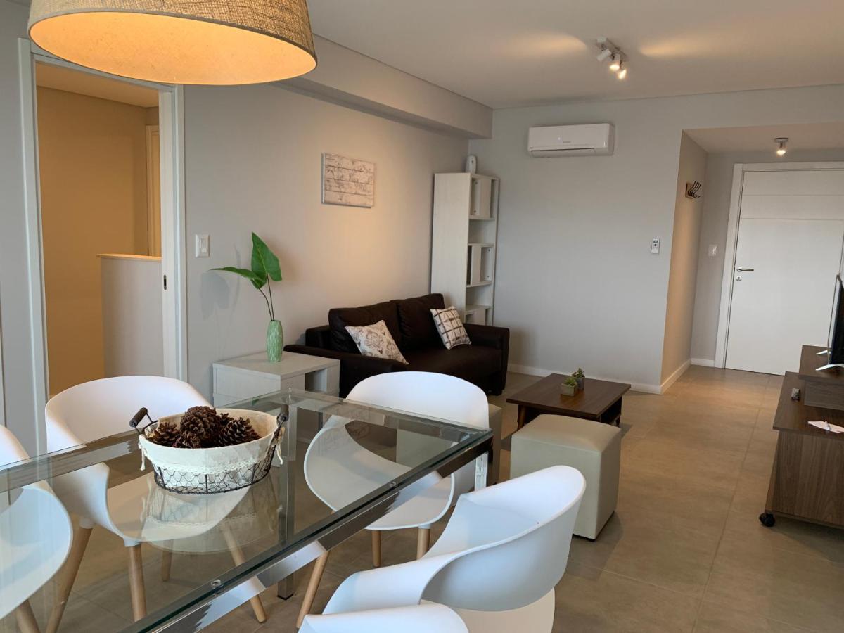 Appartamento Rent A Flat Cordova Esterno foto